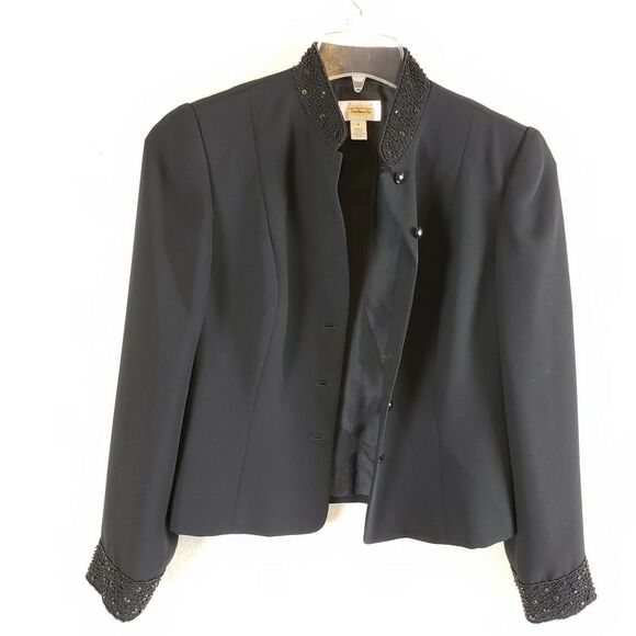 Talbots Woman SIZE 4 Black Blazer Suit Button Jacket Lined Embellished Seed Bead - Picture 3 of 11